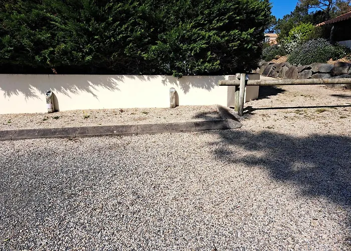 Maison De Avec Piscine, Terrasse Et Coin Detente En Foret, Proche Plage! - Fr-1-323-486 * Saint-Jean-de-Monts